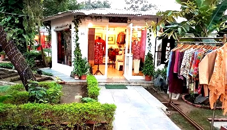 Santushti Shopping complex