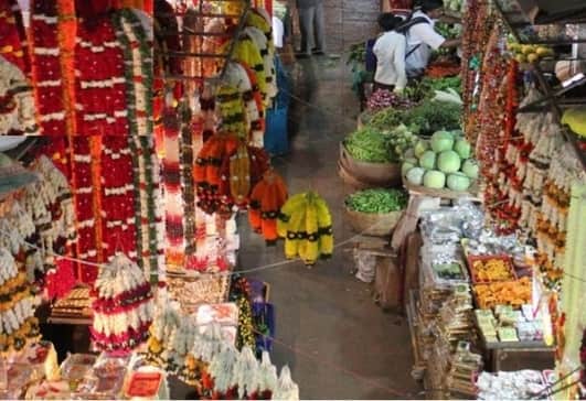 Street Shopping in Jayanagar