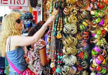Street Shopping in India