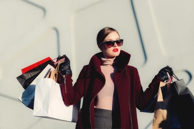 Why Women Love Boutique Shopping: Exploring the Psychology Behind the Experience
