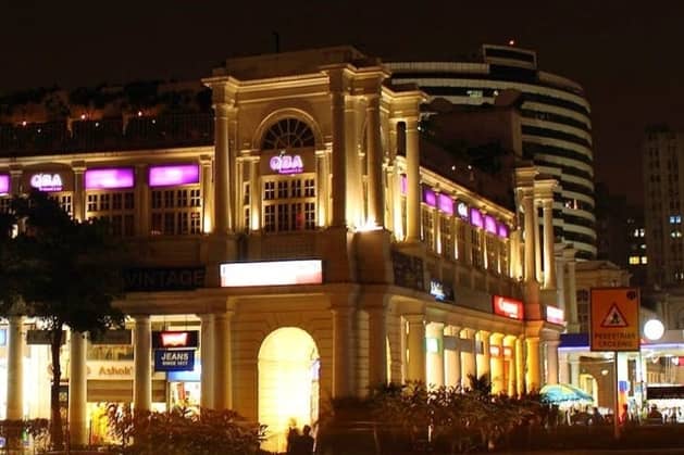 Connaught Place Shopping and Food Tour in Delhi - Shopkhoj