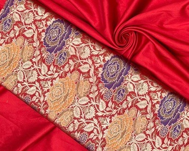 Cloth markets in Delhi