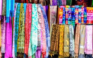 cloth markets in Mumbai