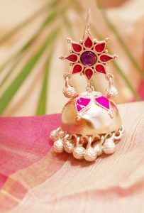 Artificial Jewelry shops in Delhi